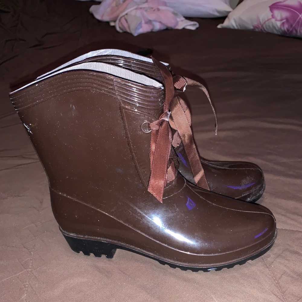 Women rain boots